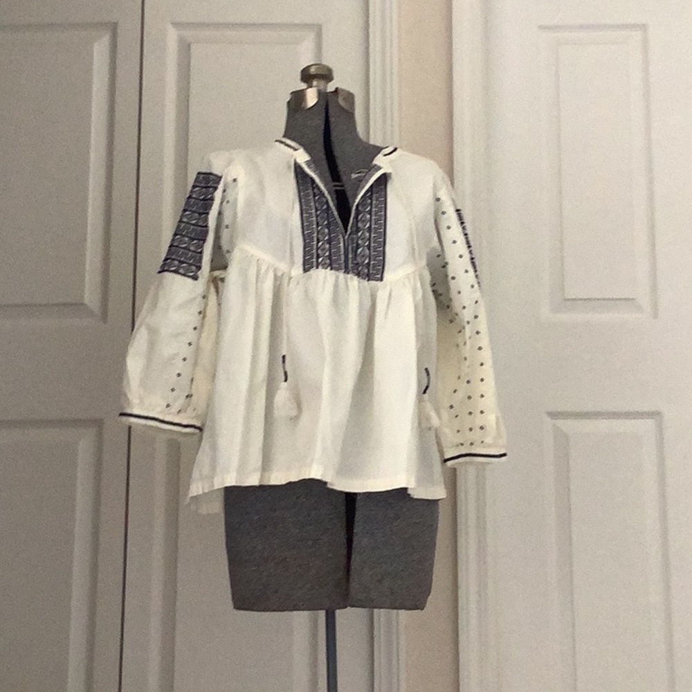 Lucky Brand Cotten top with Embroidey